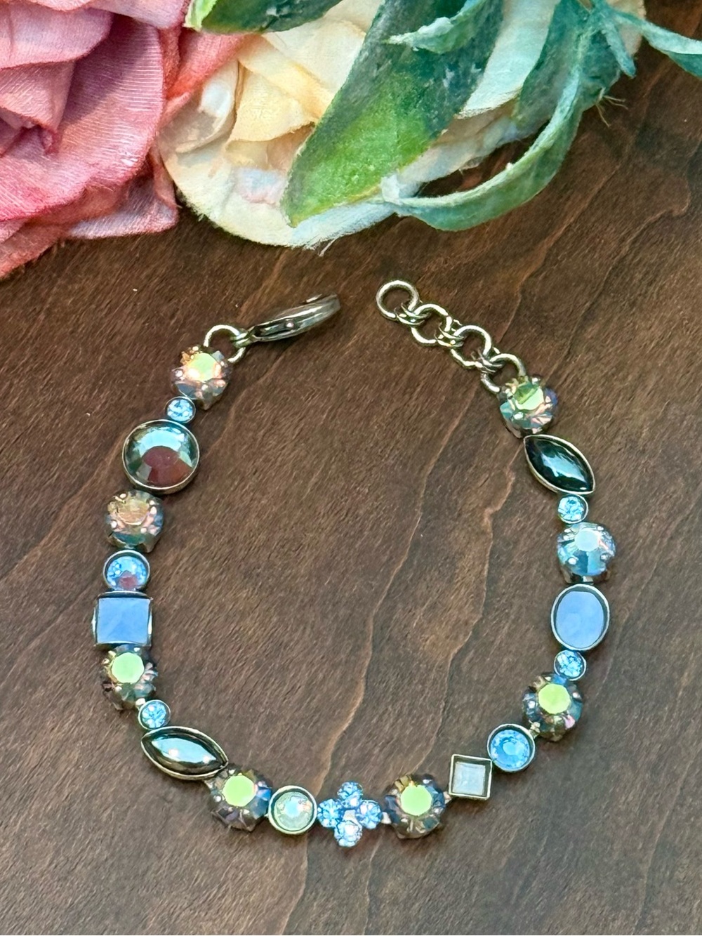 Beautiful Sorrelli handcrafted retired bracelet